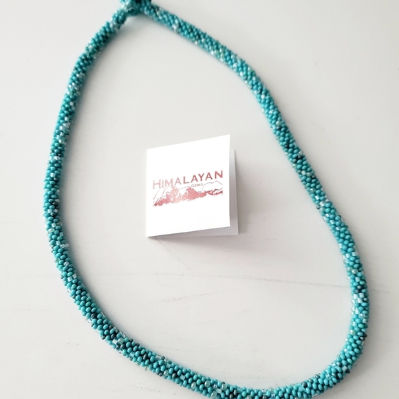 Lot of Handmade Himalayan Necklaces and Earrings - Picture 4 of 8